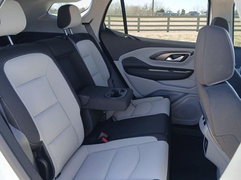 Used 2024 GMC Terrain SLE w/ Driver Convenience Package image 58