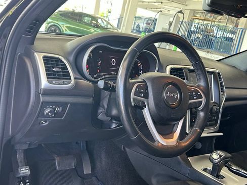 Used 2015 Jeep Grand Cherokee Altitude RWD image 31