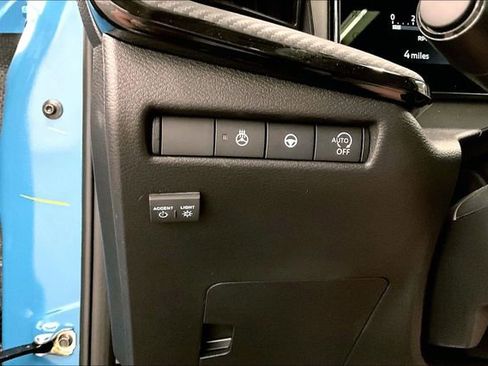 New 2026 Nissan Kicks SR w/ SR Premium Package image 28