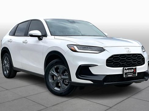 New 2026 Honda HR-V LX image 2