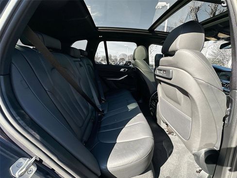 Used 2021 BMW X5 xDrive40i w/ Premium Package 2 image 28