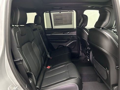 New 2025 Jeep Grand Cherokee Overland w/ Adv Protech Group III image 21