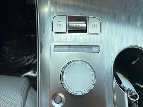 New 2026 Genesis Electrified GV70 image 26