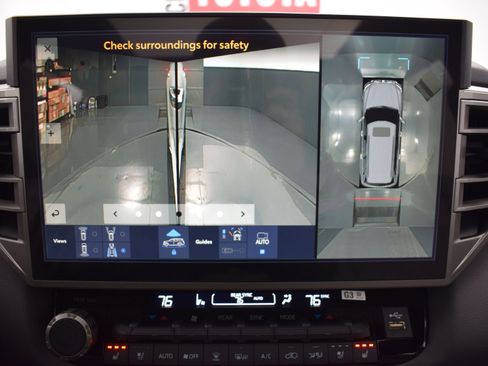 Used 2025 Toyota Sequoia Limited image 30