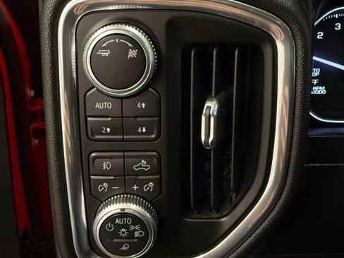 Used 2019 GMC Sierra 1500 SLT w/ SLT Premium Plus Package image 17