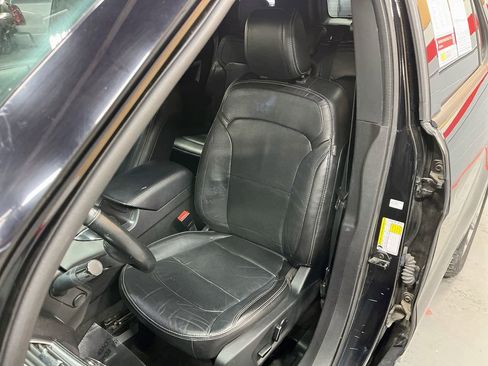 Used 2018 Ford Explorer Limited AWD/4WD image 19