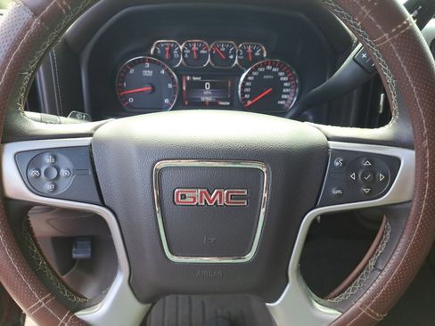 Used 2016 GMC Sierra 1500 SLE w/ SLE Value Package AWD/4WD image 26