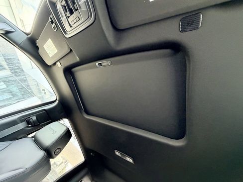 New 2026 GMC Sierra 1500 AT4 w/ AT4 Premium Package AWD/4WD image 35