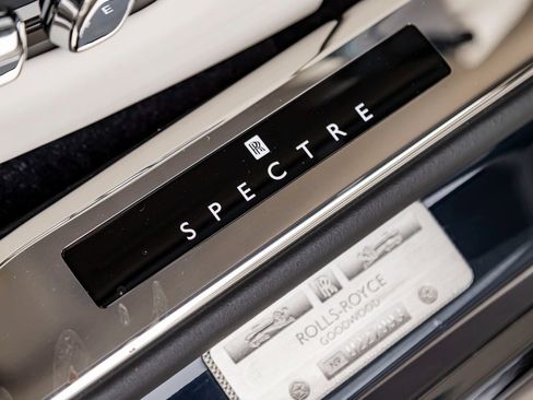 Certified 2025 Rolls-Royce Spectre Base w/ Spectre Launch Package image 9