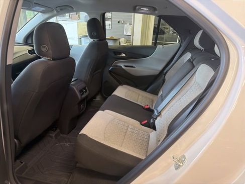 Used 2024 Chevrolet Equinox LS w/ LS Convenience Package AWD/4WD image 30