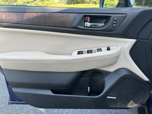 Used 2015 Subaru Outback 2.5i Limited image 15
