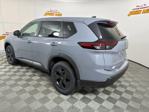New 2026 Nissan Rogue SV AWD/4WD image 3