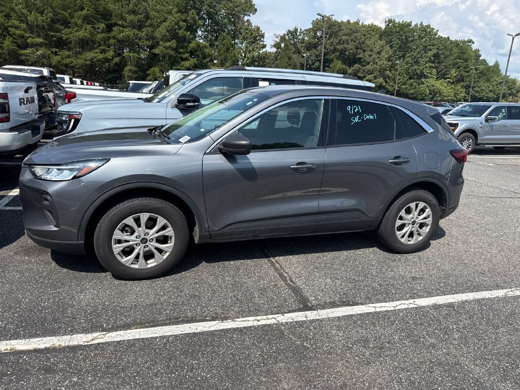Used 2024 Ford Escape Active AWD/4WD image 19