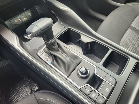 New 2026 Kia Sorento LX FWD image 15