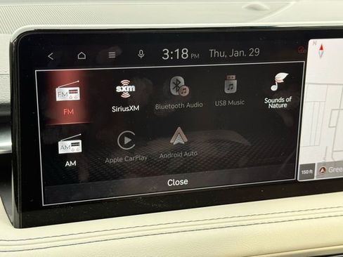 Used 2025 Genesis G70 2.5T image 22