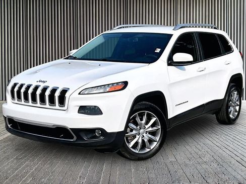 Used 2018 Jeep Cherokee Limited FWD image 13