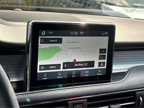 Used 2022 Lincoln Corsair Standard w/ Equipment Group 101A image 6