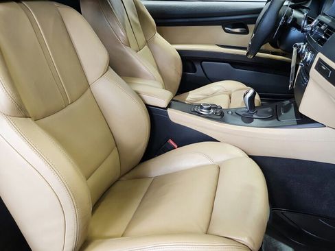 Used 2011 BMW M3 Coupe image 21