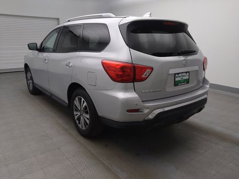Used 2019 Nissan Pathfinder SV image 5