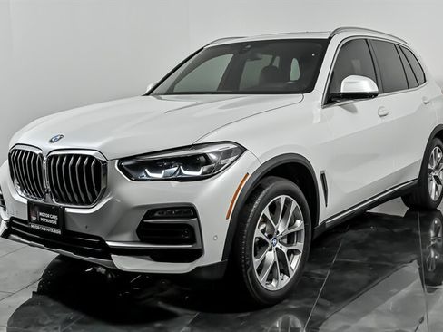 Used 2019 BMW X5 xDrive40i w/ Convenience Package AWD/4WD image 5