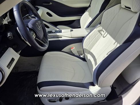 Certified 2024 Lexus LC 500 Convertible RWD image 11