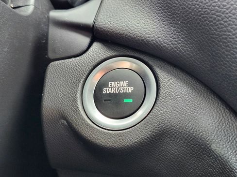 Used 2024 Chevrolet Equinox LT AWD/4WD image 22