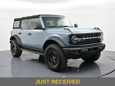Certified 2022 Ford Bronco 4-Door AWD/4WD image 4