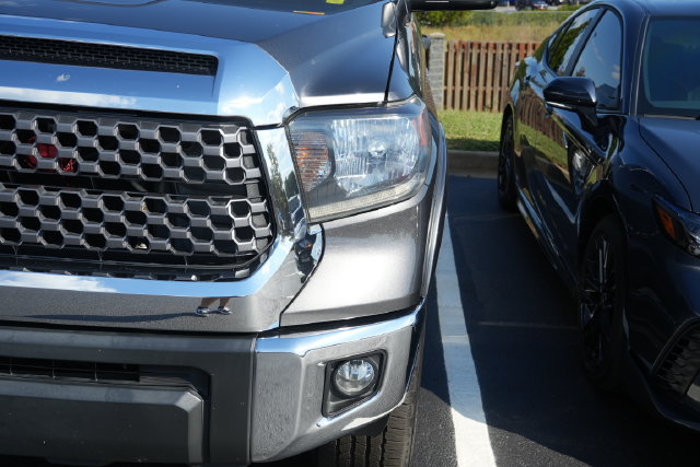 Used 2018 Toyota Tundra SR5 w/ SR5 Upgrade Package RWD image 6