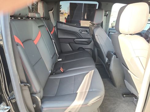 Used 2025 Chevrolet Colorado Z71 w/ Z71 Convenience Package 2 image 28