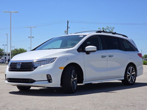 Used 2024 Honda Odyssey Touring image 16