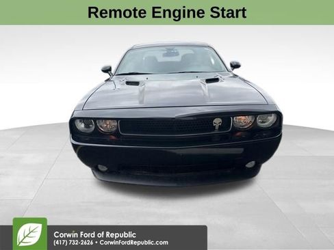 Used 2012 Dodge Challenger R/T image 7