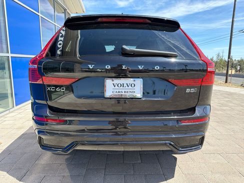 Used 2025 Volvo XC60 B5 Plus AWD/4WD image 6