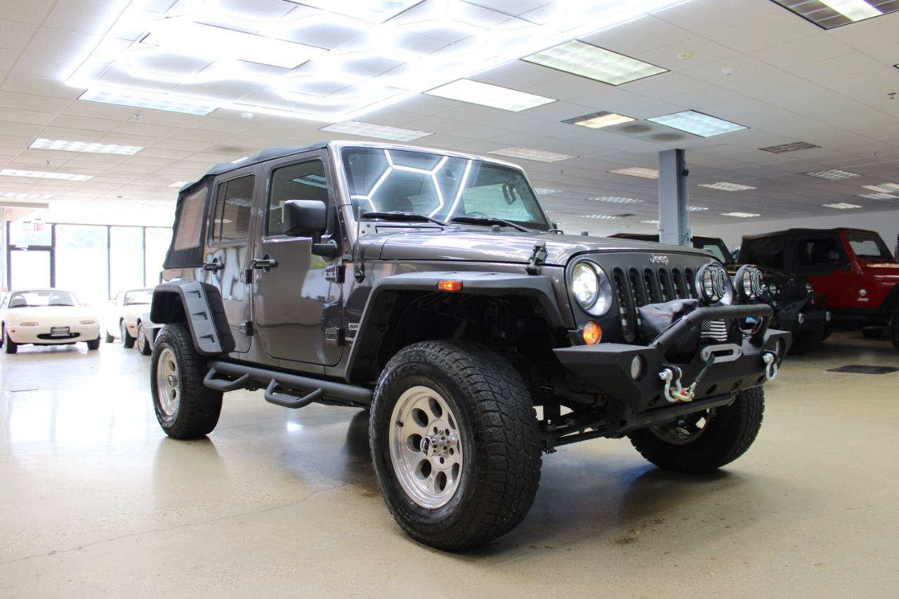 Used 2018 Jeep Wrangler Unlimited Sport S AWD/4WD image 2