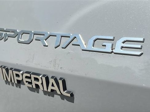 Used 2025 Kia Sportage SX AWD/4WD image 13