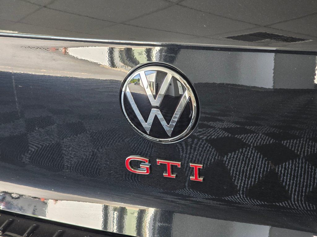 New 2026 Volkswagen GTI SE FWD image 14