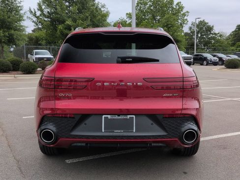 Used 2022 Genesis GV70 3.5T Sport w/ Sport Advanced Package AWD/4WD image 5