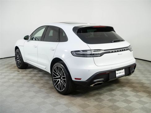 New 2026 Porsche Macan Turbo AWD/4WD image 3
