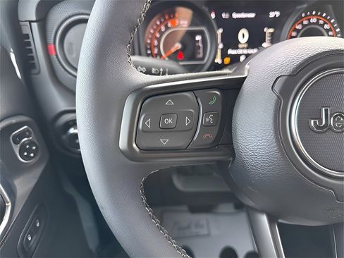 New 2026 Jeep Wrangler Unlimited Rubicon image 32