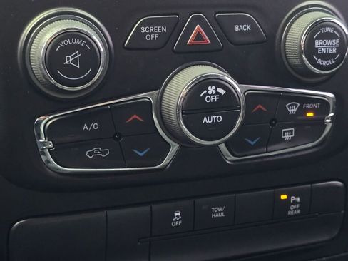 Used 2021 RAM 1500 Classic Warlock w/ Luxury Group AWD/4WD image 31