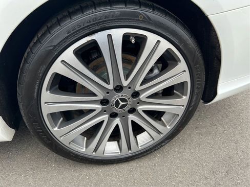 Used 2018 Mercedes-Benz CLA 250 4MATIC image 30