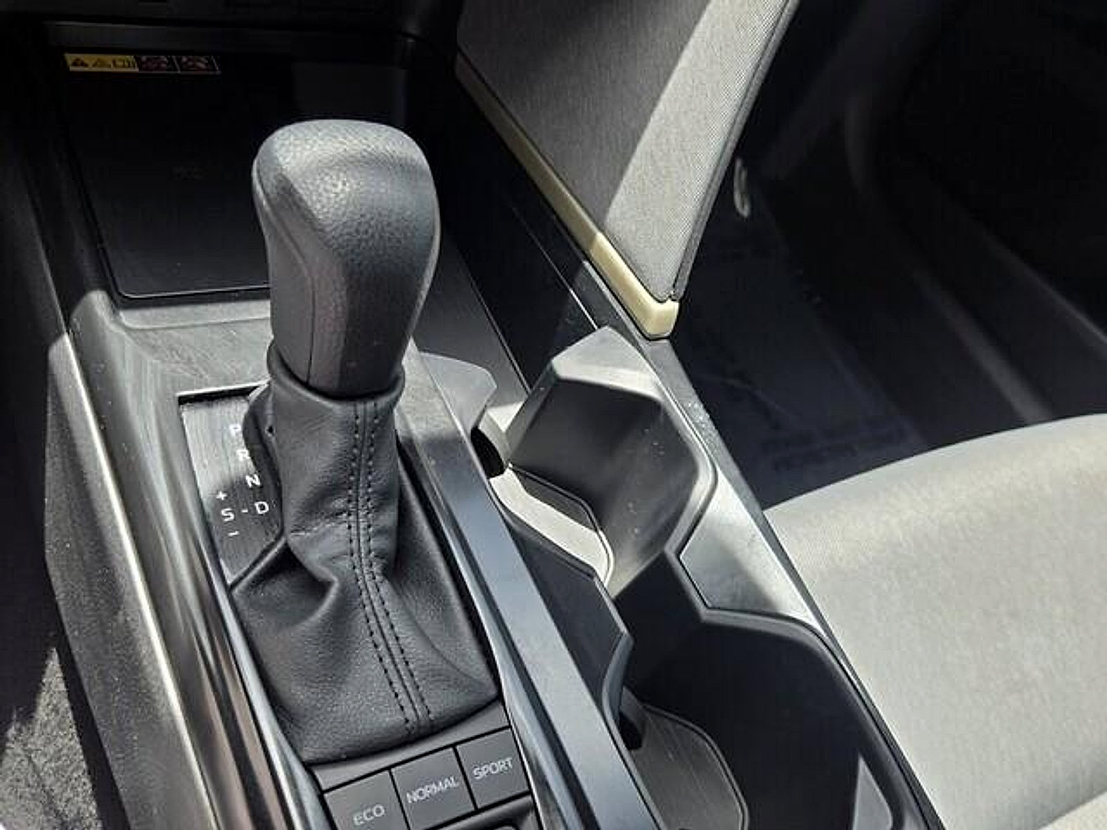 Used 2026 Toyota Camry LE FWD image 19
