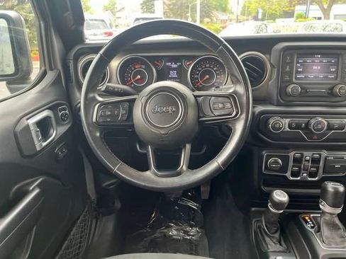 Used 2019 Jeep Wrangler Unlimited Sport S image 13