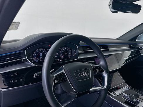 Used 2025 Audi A8 L 3.0T AWD/4WD image 9