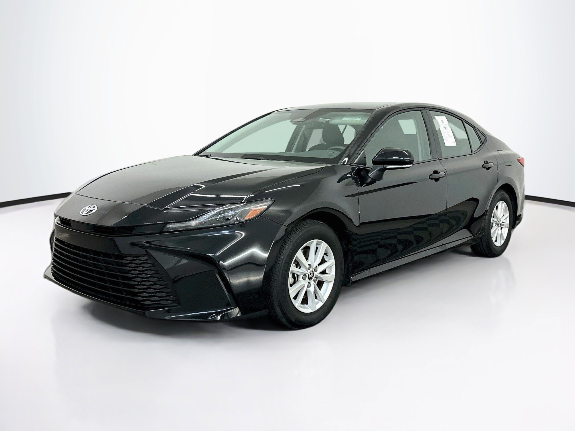 Used 2026 Toyota Camry LE FWD image 3