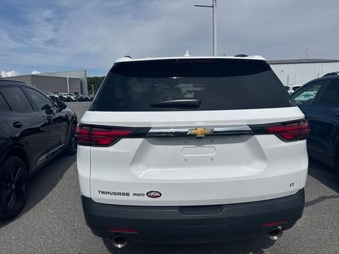 Used 2023 Chevrolet Traverse LT AWD/4WD image 12