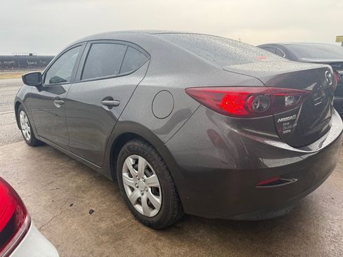 Used 2014 MAZDA MAZDA3 i Sport image 19