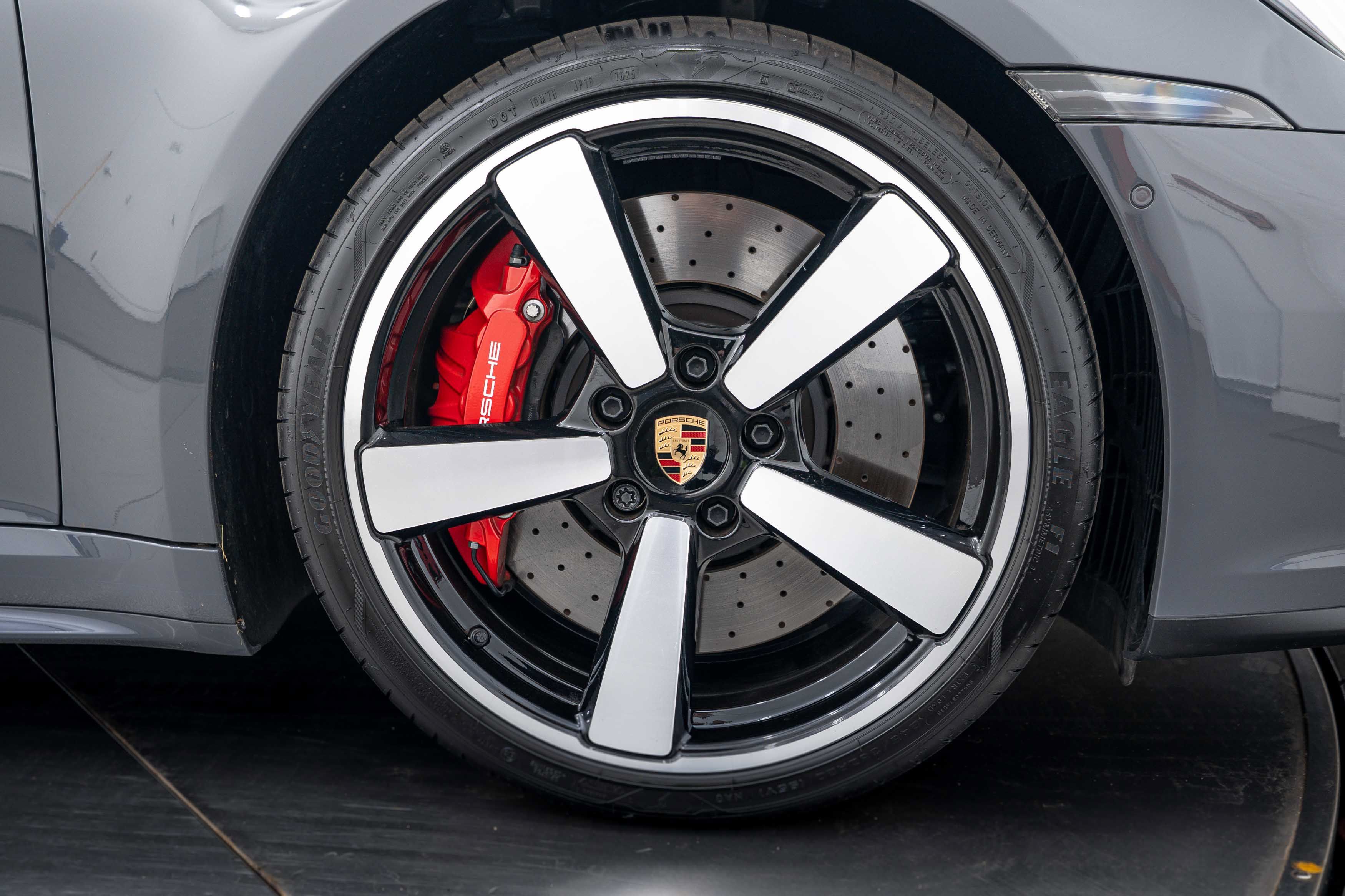 Certified 2025 Porsche 911 Carrera S RWD image 11