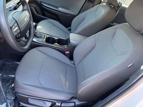 Used 2025 Kia K4 LXS image 30
