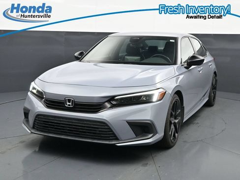 Used 2024 Honda Civic Sport image 4