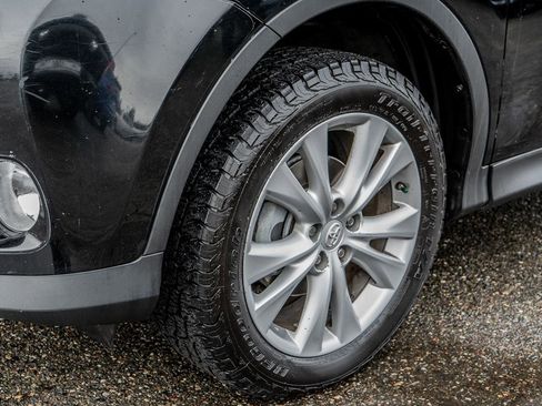 Used 2013 Toyota RAV4 Limited image 13